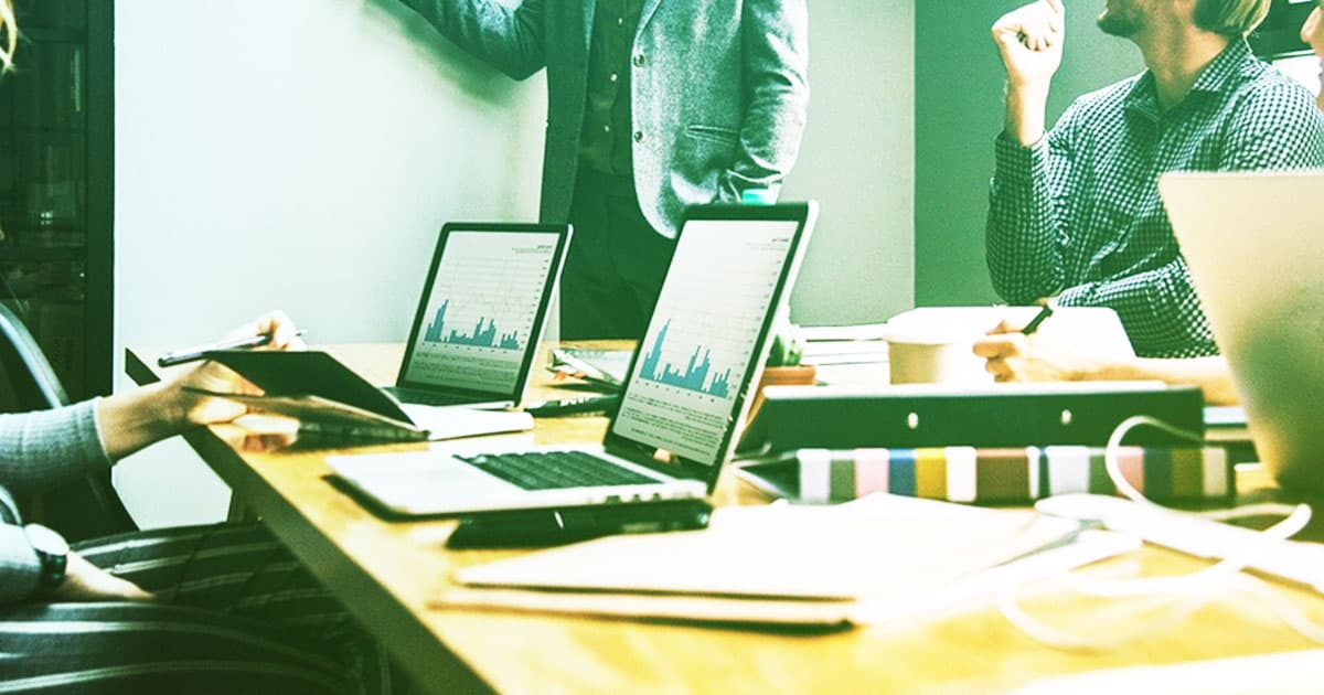 intelligence d'affaires